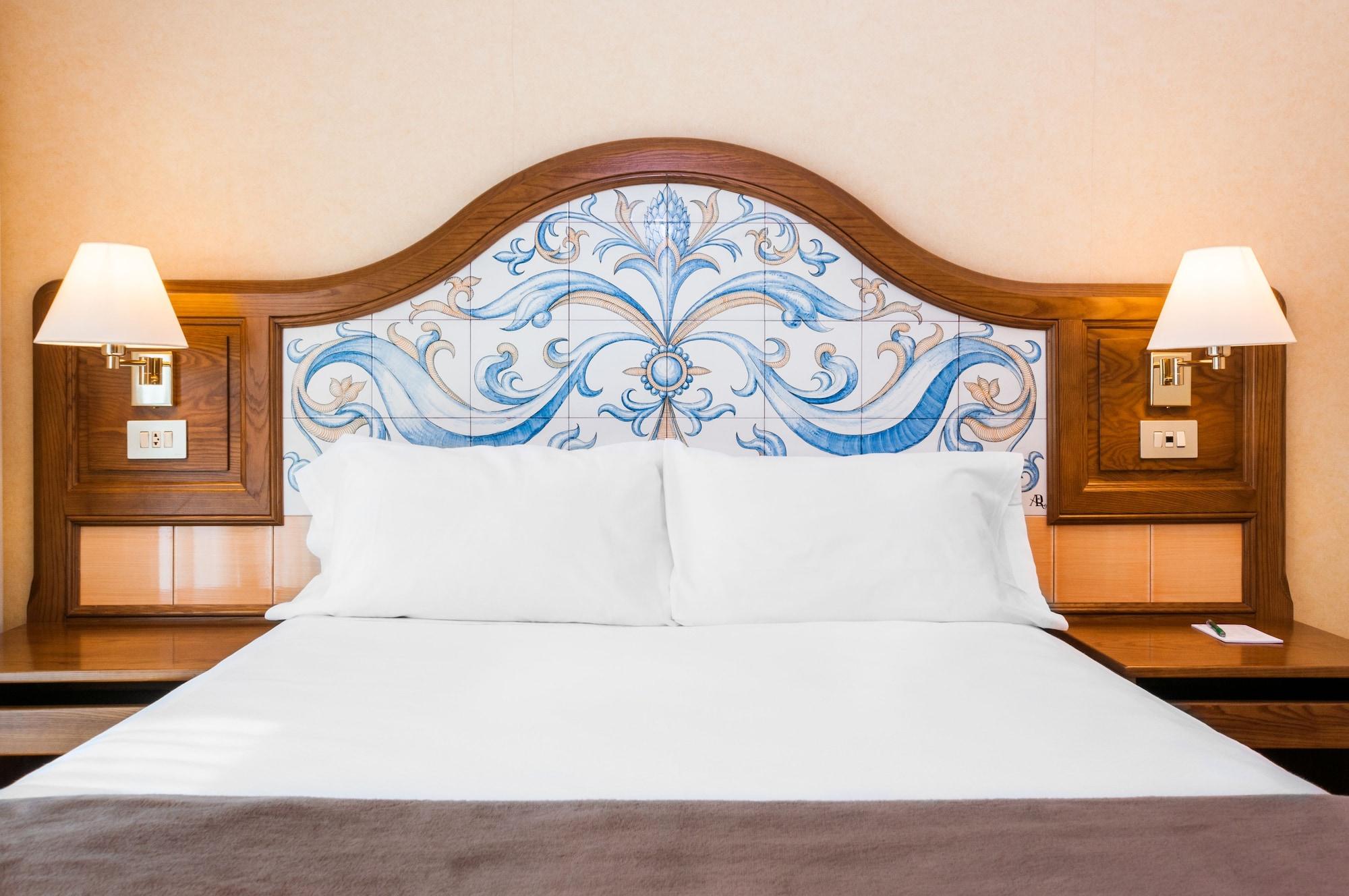 Hotel Julia Мадрид Экстерьер фото